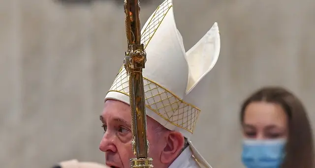 Papa, attenti come trattiamo corpo donna