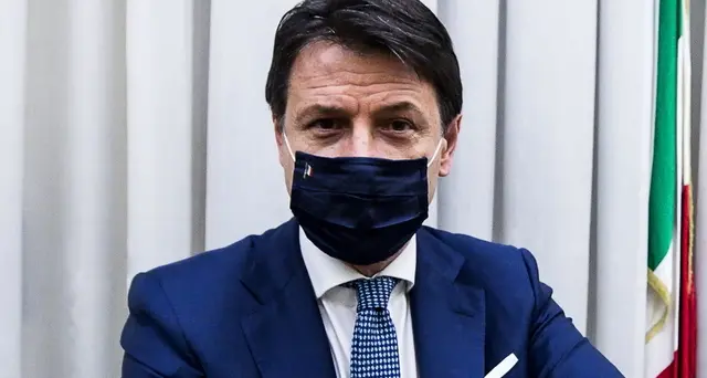 Conte, bilancio Ue e Recovery unico pacchetto