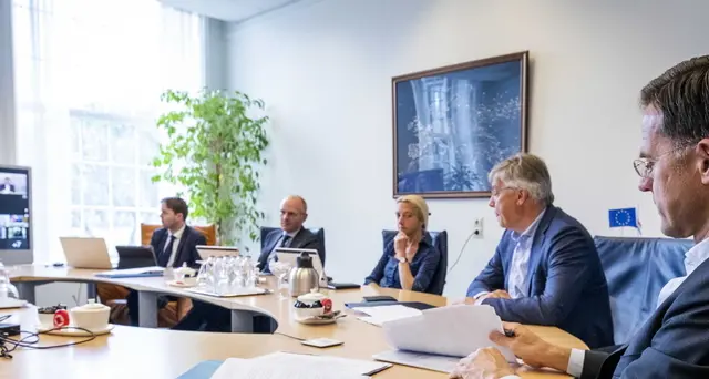 Vertice Ue finito, a breve conferenza stampa di Michel