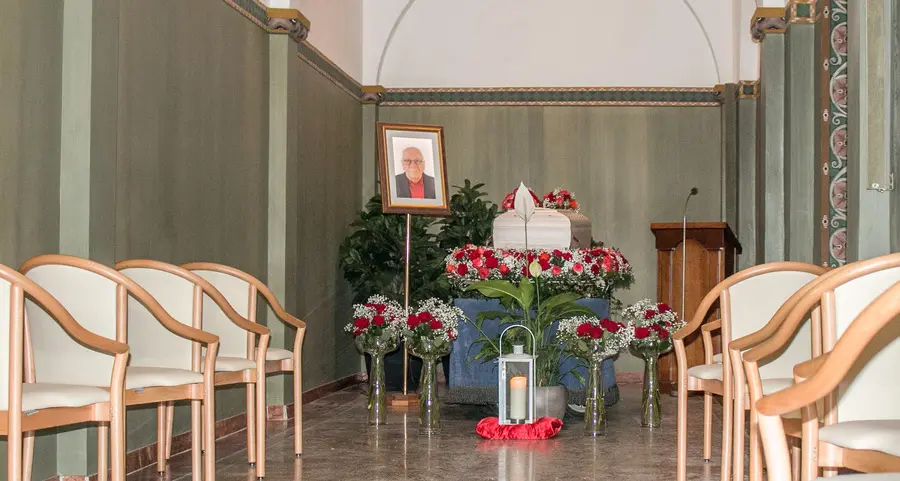 Funerali laici al cimitero, ora c’è la sala del commiato