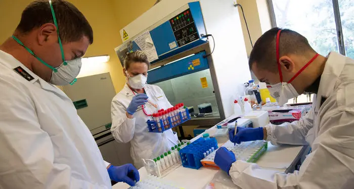 Hotel «Covid free»: al via a 20 mila test sierologici