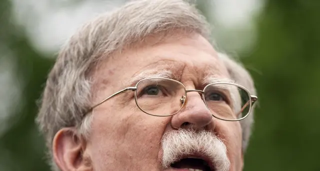 Bolton precisa, non voto Trump ma neppure Biden