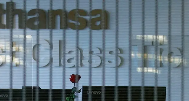 Lufthansa, accordo con sindacato cabina