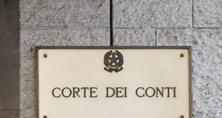 Indennità indebite ai dirigenti: la Provincia di Bolzano recupererà 11,5 milioni