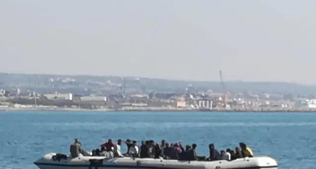 Alarm Phone: 47 migranti alla deriva