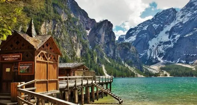 Braies, limitazione agli accessi ma via libera a pedoni i ciclisti