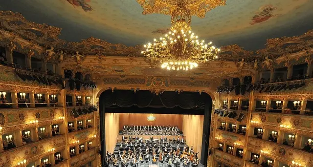 Riapre la Fenice con concerto per Venezia e per 'eroi' Covid