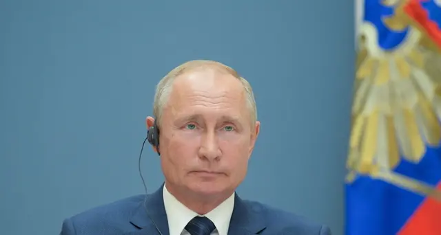 Putin ringrazia i russi per la vittoria del sì al referendum