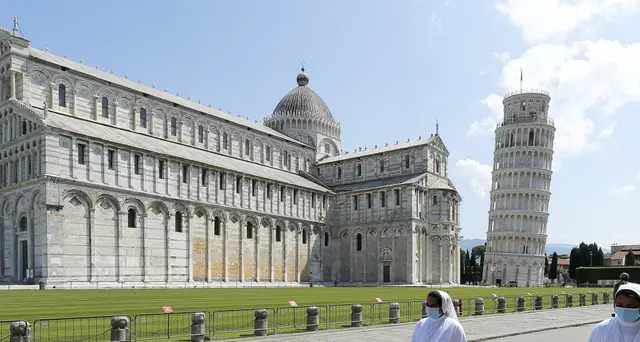 Vacanze in Italia ma brevi, città d'arte in crisi