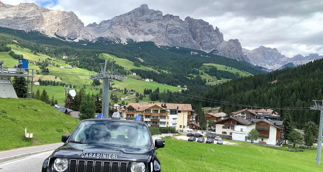 Quarantena violata in maniera sistematica, denunciata una famiglia di tre persone in val Badia