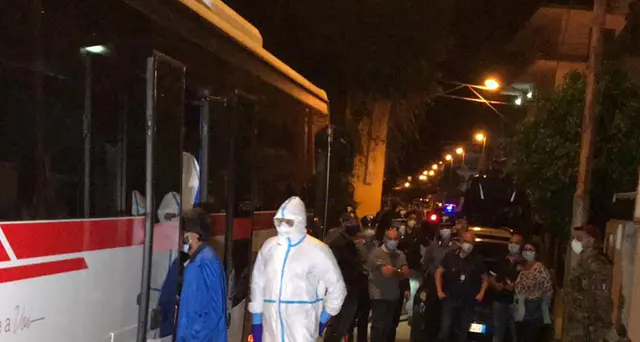 Oltre 20 migranti fuggono da hotspot Tar