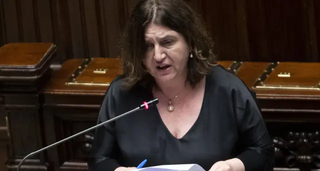 Catalfo, sgravi lavoro donne al Sud e regole smart working