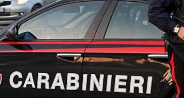 Bimba 5 anni ferita a gamba in rapina
