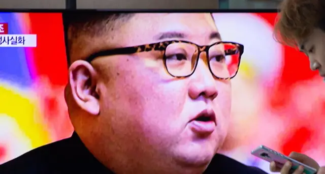 Corea Nord: Kim, mai più conflitti grazie all'atomica
