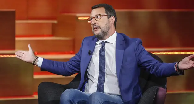 Salvini, mi processano per difesa confini, lo rifarei