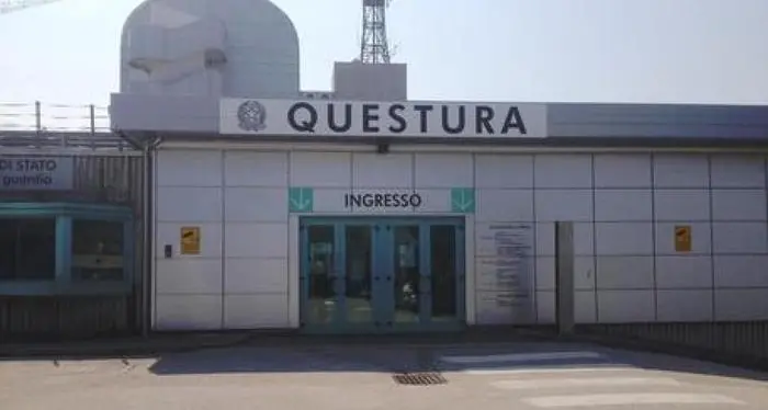 Isolamento fiduciario non rispettato, 10 persone multate dalla polizia di Trento