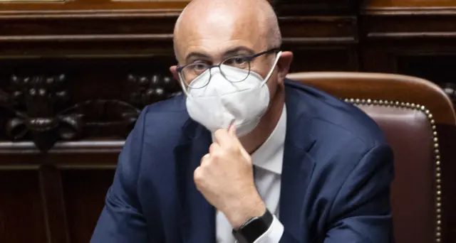 D'Incà, abbiamo voti ma sì a scostamento sia unanime
