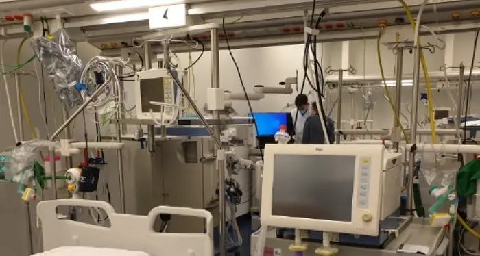 Coronavirus, due pazienti nel reparto di terapia intensiva di Bolzano