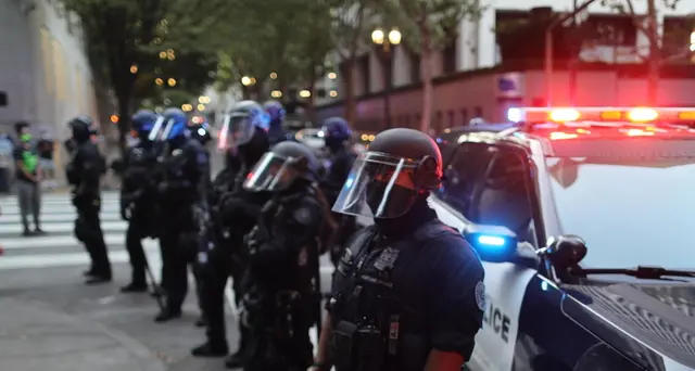 Trump, i federali restano a Portland
