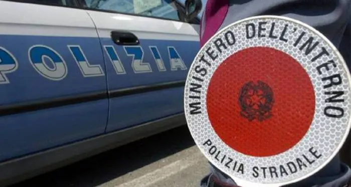 Alla guida ubriaco e sotto l'effetto di sostanze stupefacenti, denunciato
