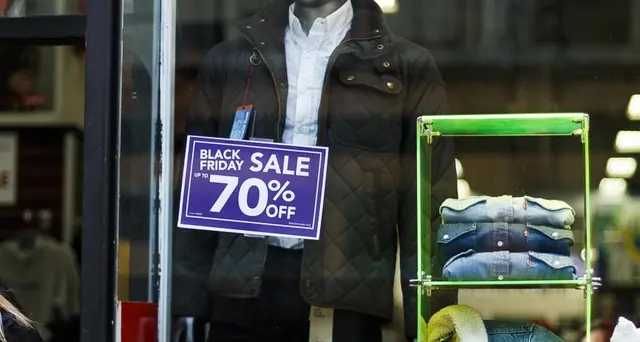 Al lavoro su bonus consumi, anche per arredo e calzature