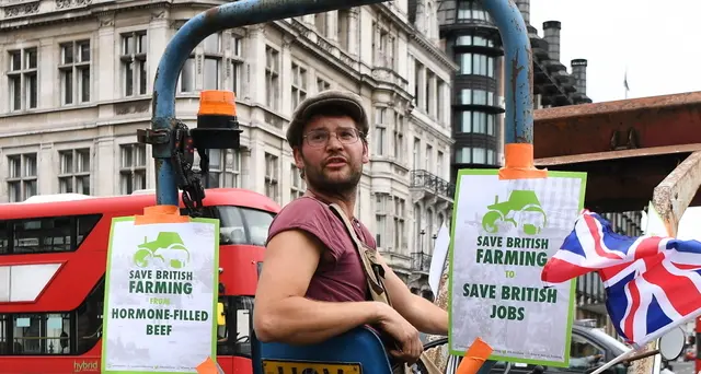 Sale del 30% emigrazione britannici in Ue da voto su Brexit