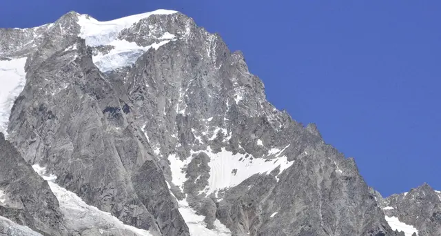 Allerta ghiacciaio, completata evacuazione in val Ferret
