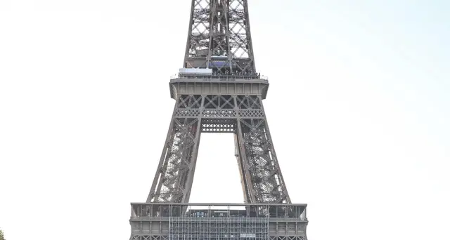Mascherine obbligatorie in alcune zone di Parigi