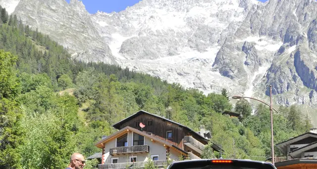 Cessa allerta ghiacciaio, riapre Val Ferret