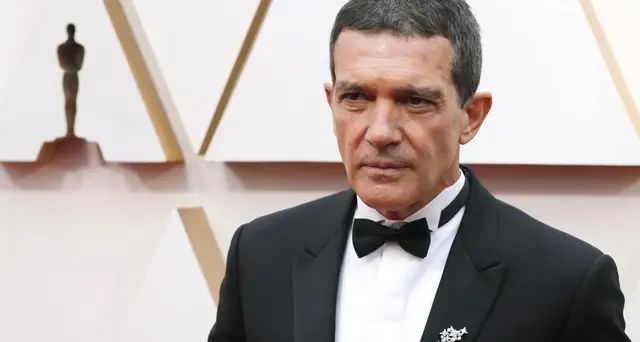 Banderas, i 60 anni di Zorro tra dolore e gloria