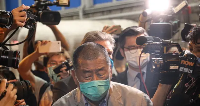 Hong Kong: rilasciato su cauzione il tycoon Jimmy Lai