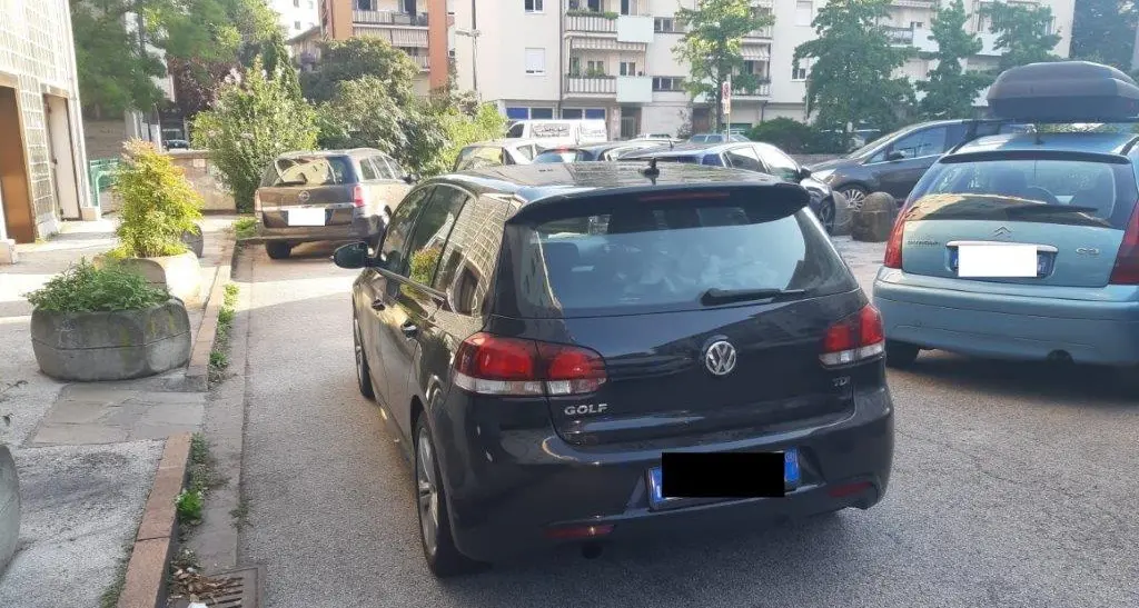 Inseguimento ad alta velocità per le strade di Bolzano, denunciato un 28enne veronese