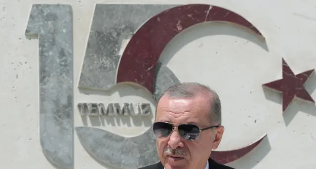 Erdogan, 'siamo nel giusto, non cederemo a sanzioni'