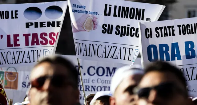 Dl agosto: stop alle cartelle fino al 15 ottobre