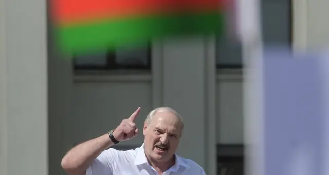 Lukashenko, reporter russi in tv al posto di chi sciopera