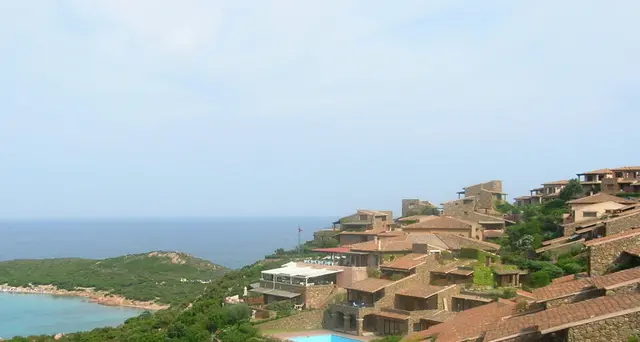 Coronavirus, gli hotel della Sardegna a rischio chiusura anticipata