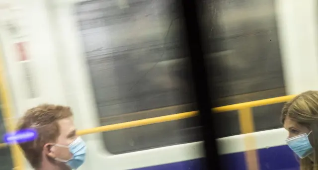 Mit, per i trasporti locali capienza non oltre l'80%