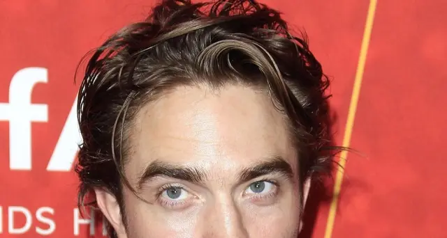 Covid sul set di Batman, Pattinson è positivo