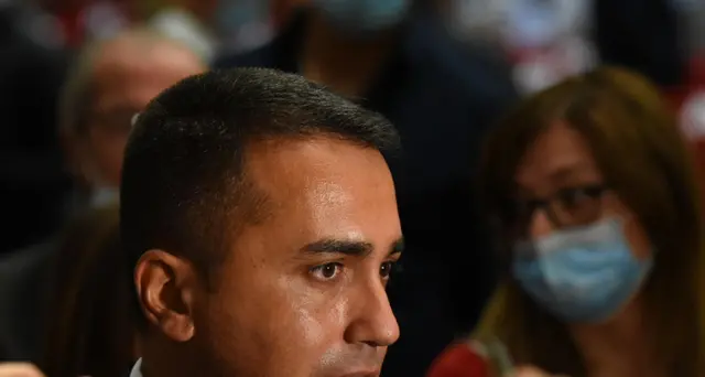 Di Maio, Mes? Pensiamo al Recovery Fund