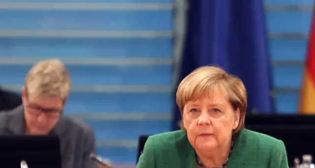 Merkel, 'oggi non esiste una politica Ue sull'immigrazione'