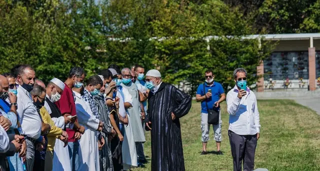 'Italia vi vuole bene,giustizia', l'addio a Willy