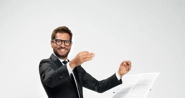 Enrico Papi, Name That Tune, sfida all'ultima nota