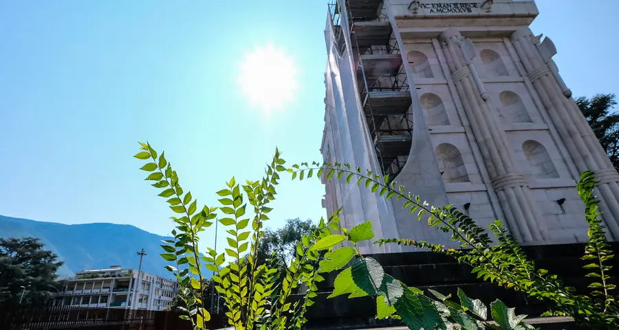 Il Monumento è un malato grave. Infiltrazioni nelle scale