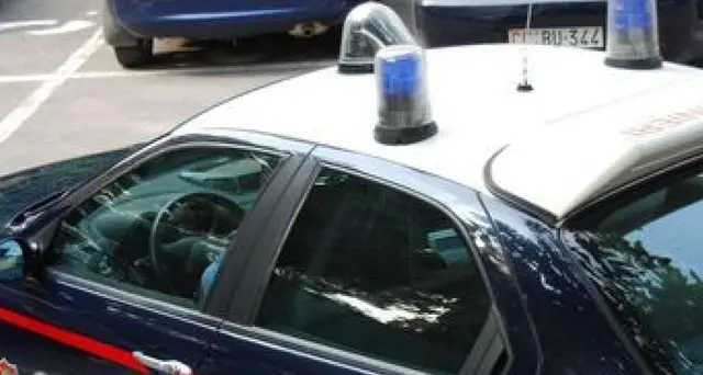 Pestaggio brutale a Savona, in 5 contro un 22 enne