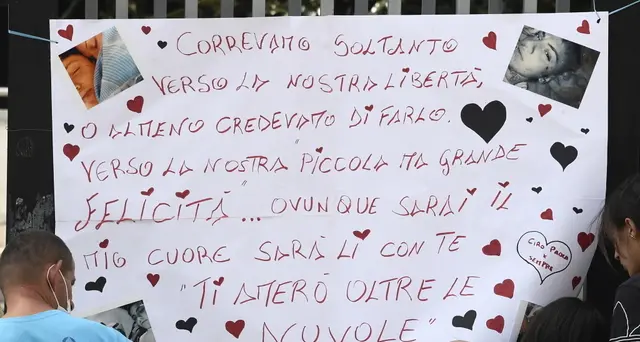 Ragazza morta: manifesto Ciro, 'il mio cuore con te'
