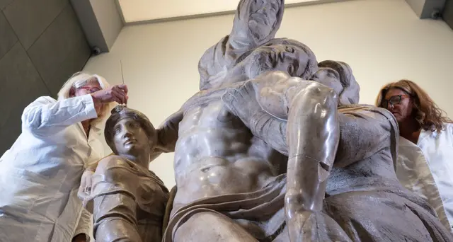 Pietà di Michelangelo, tornano alla luce le cromie