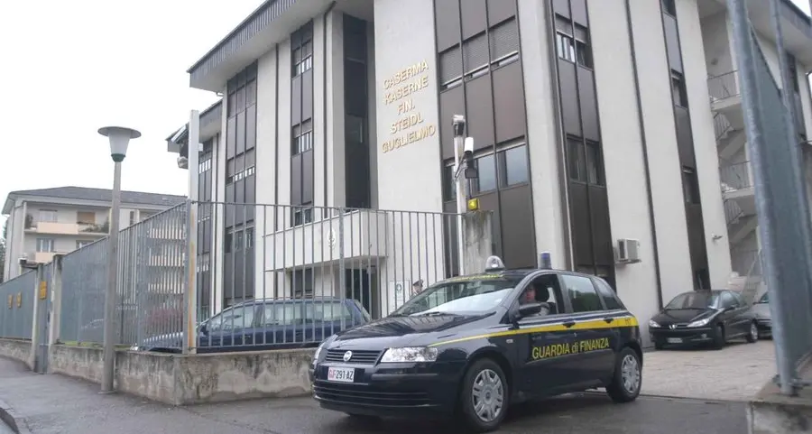 Reddito di cittadinanza, smascherati due “furbetti”
