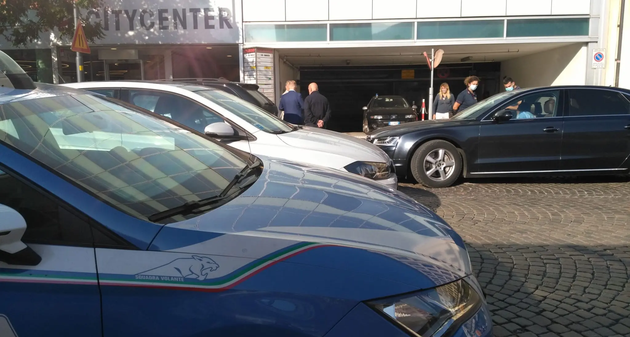Bolzano, trovato morto nel parcheggio di via Alto Adige