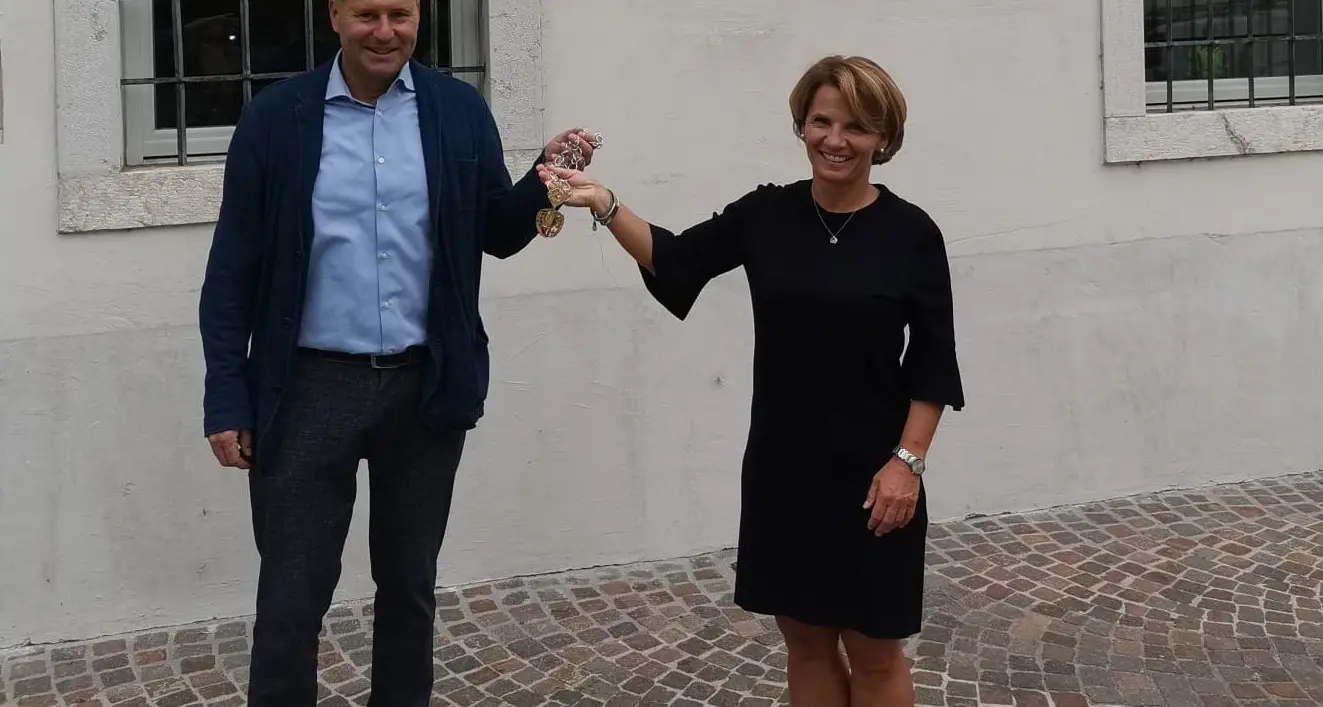 Comunali 2020, a Egna passaggio di consegne tra Horst Pichler e Karin Jost