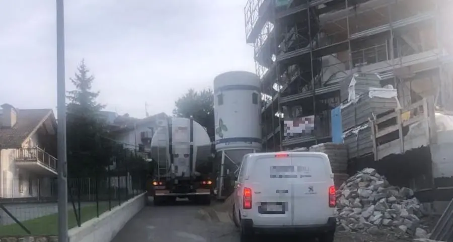Varna, residenti infuriati: «Quel cantiere ci blocca»
